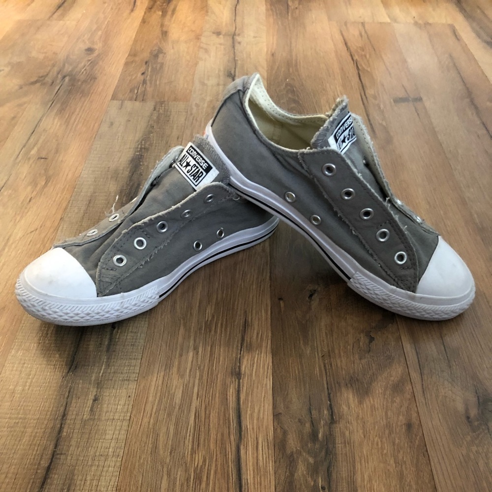 Grey fabric converse 3Y